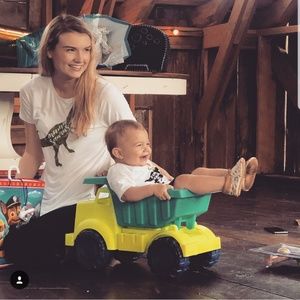 Meet your Posher, Michaela